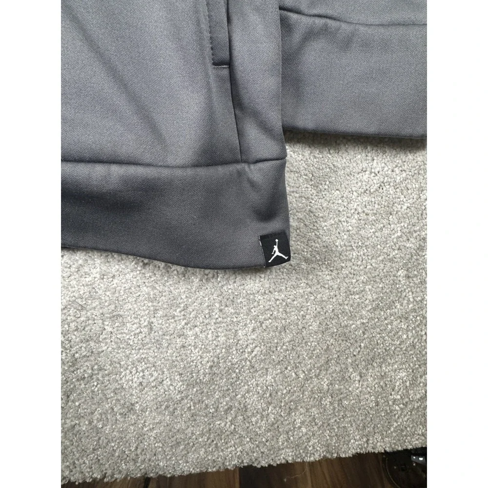 Jordan Therma-Fit Hoodie Men‎ Gray On Gray L/S Pullover Athletic Size XL Jumpman